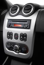Dacia Sandero 2008 года